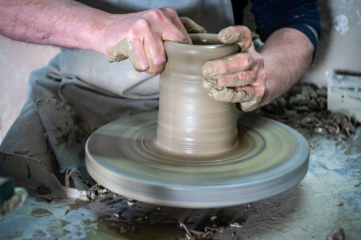Vaso Farmacia in Ceramica di Caltagirone Fatto a Mano H cm 30