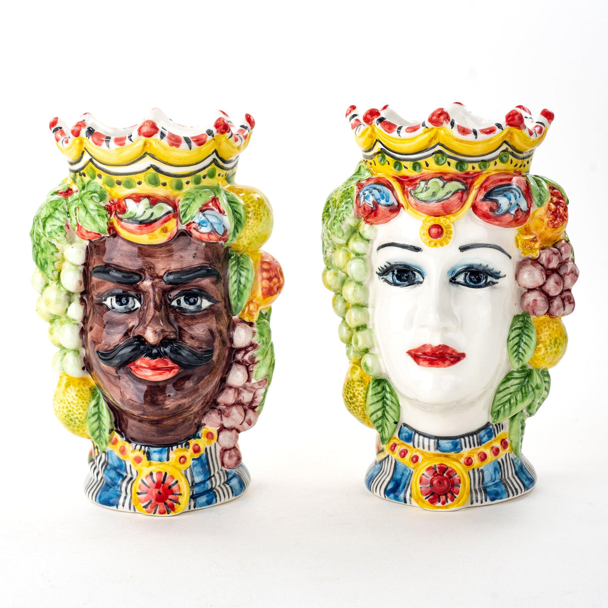 Coppia Teste di Moro H cm 17 con frutta ceramica siciliana