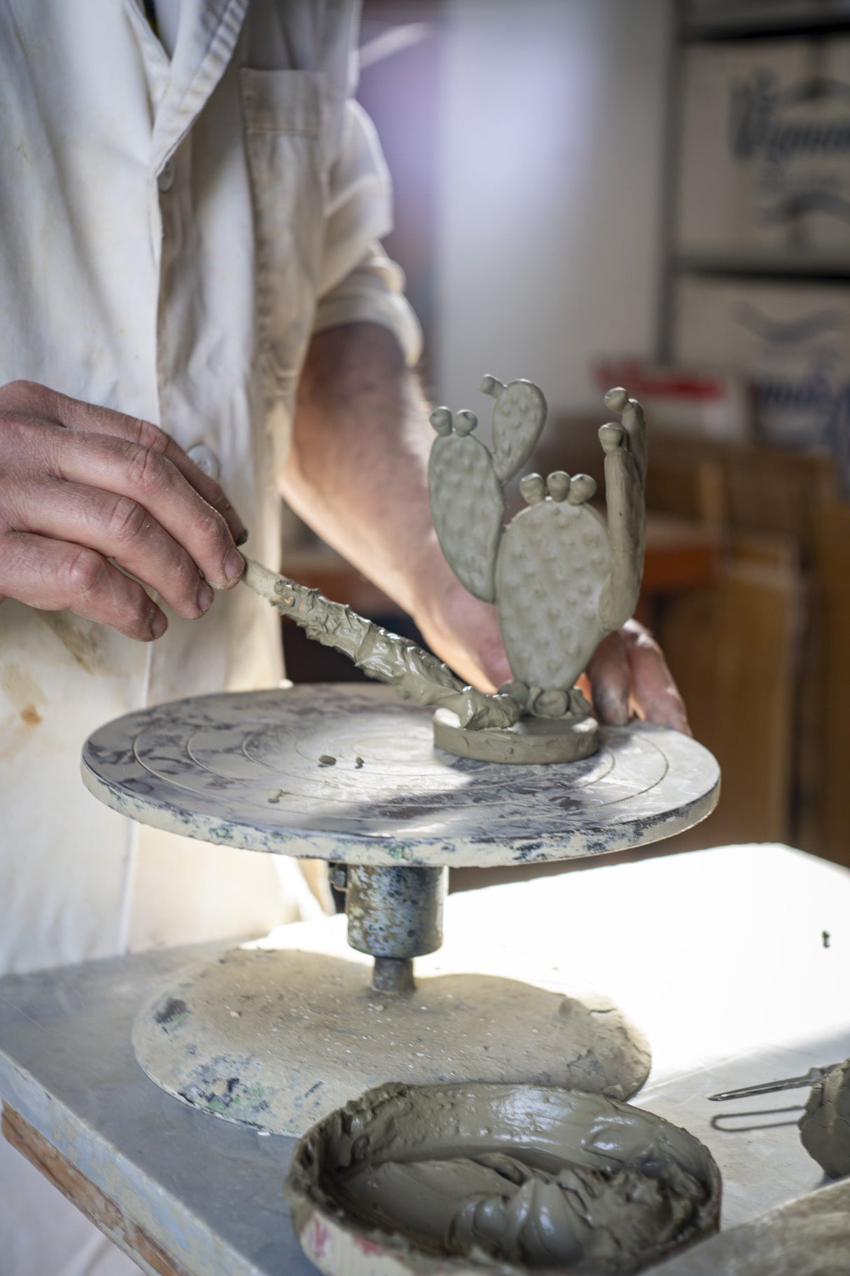 Palette di Fico d'india soprammobile in ceramica siciliana fatto a mano