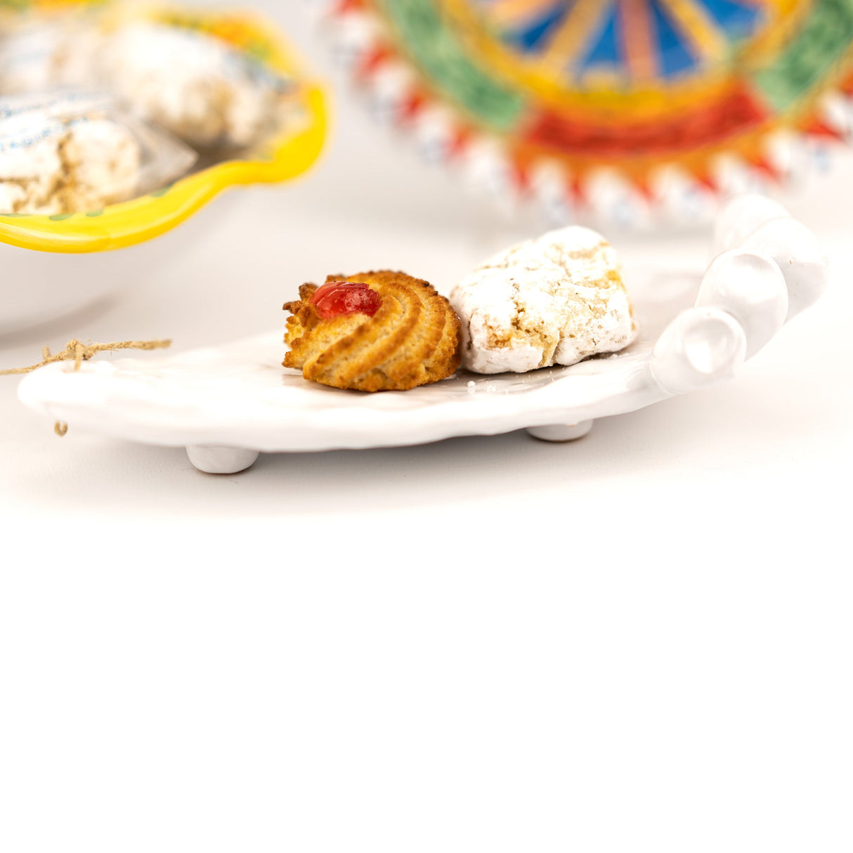 Sicilian ceramic fruit bowl in Sicilian Cart style and almond paste