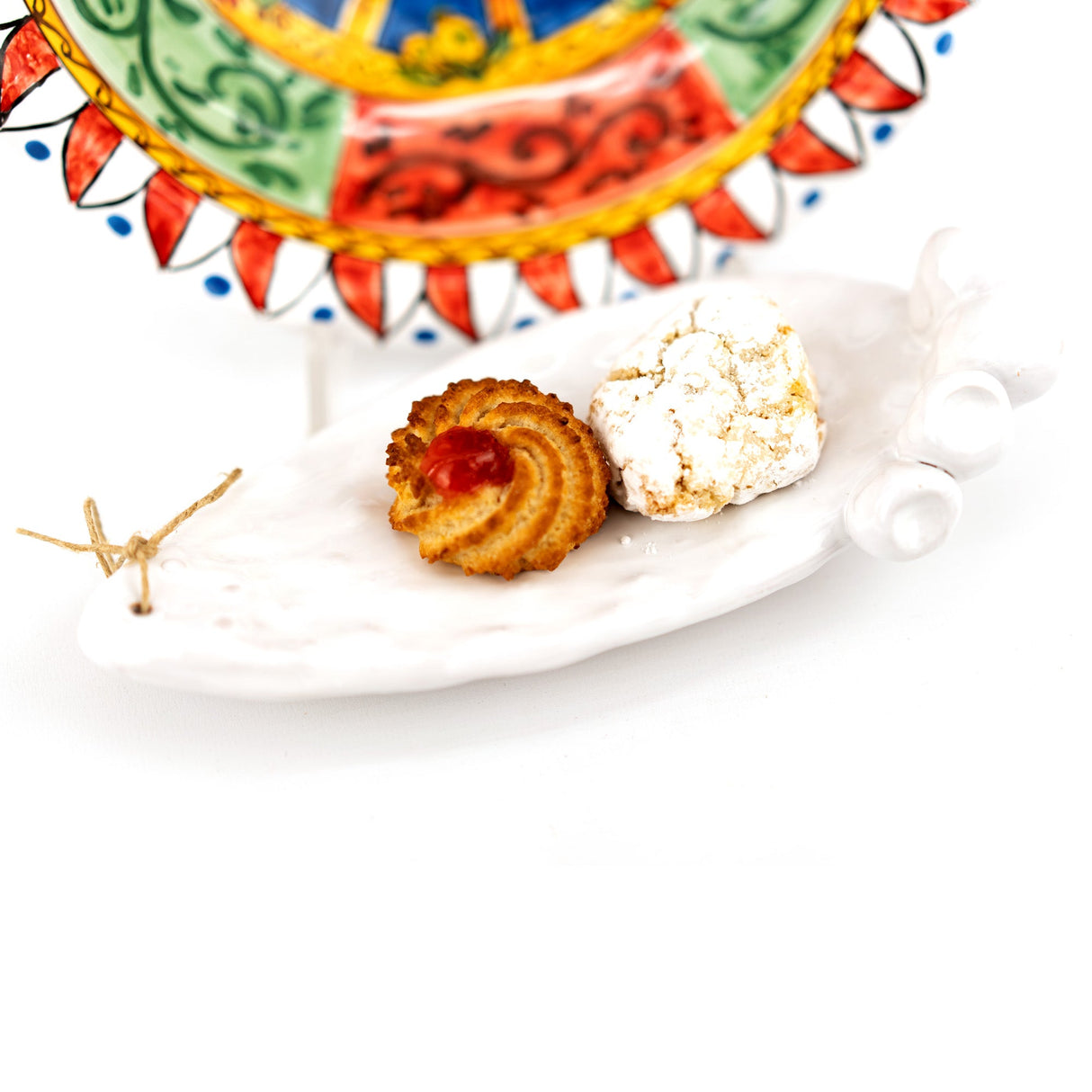 Sicilian ceramic fruit bowl in Sicilian Cart style and almond paste