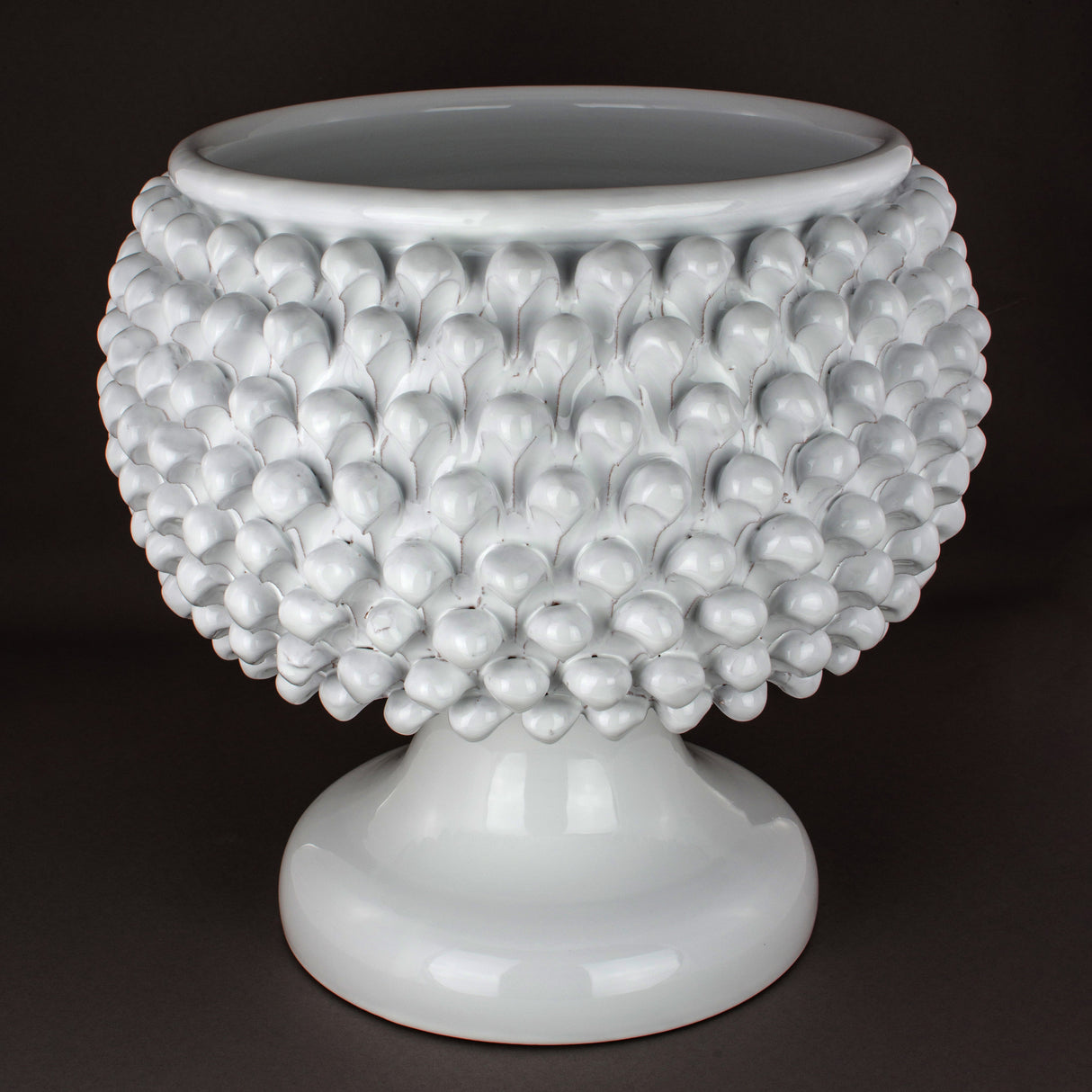 Mezza pigna H cm 30 porta vaso in ceramica di Caltagirone fatta a mano.