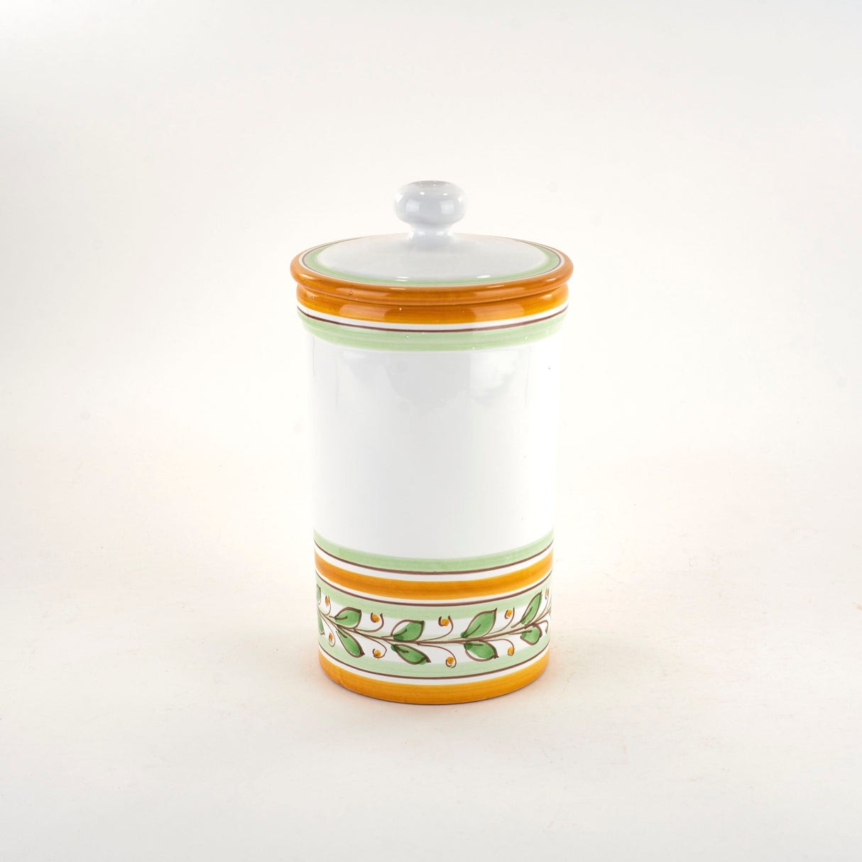 Set of three Caltagirone ceramic jars with Acanto decoration 
